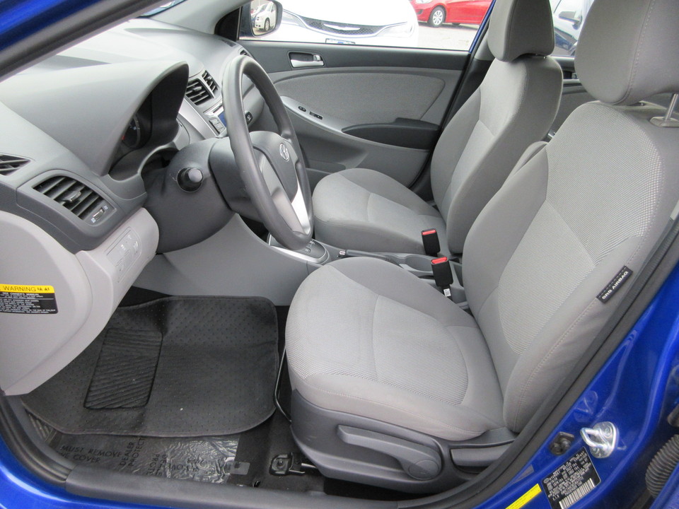 2014 Hyundai Accent GLS 4-Door