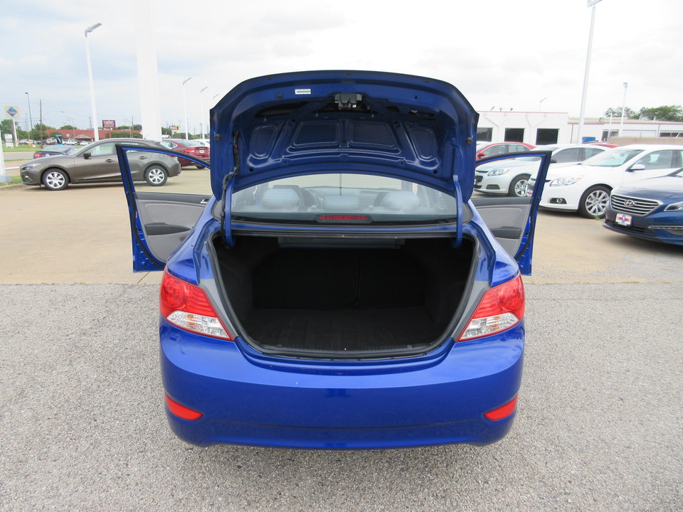 2014 Hyundai Accent GLS 4-Door