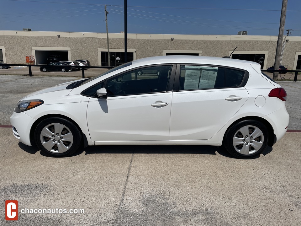 2016 Kia Forte 5-Door LX