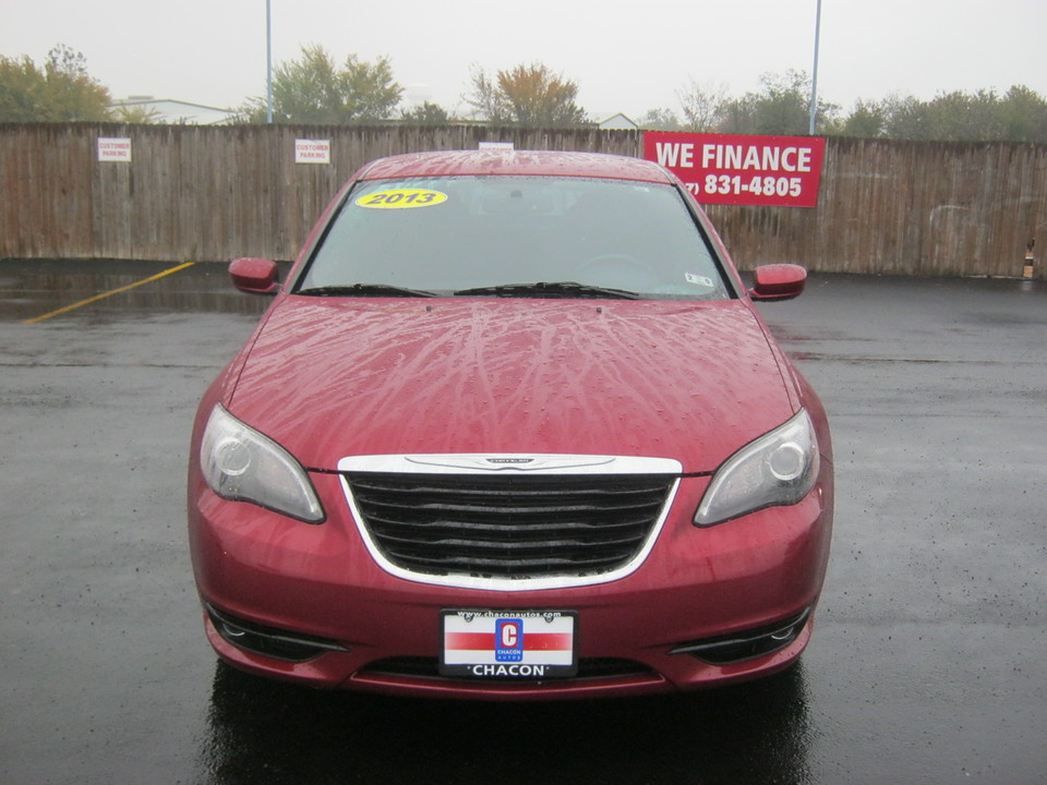 2013 Chrysler 200 Touring