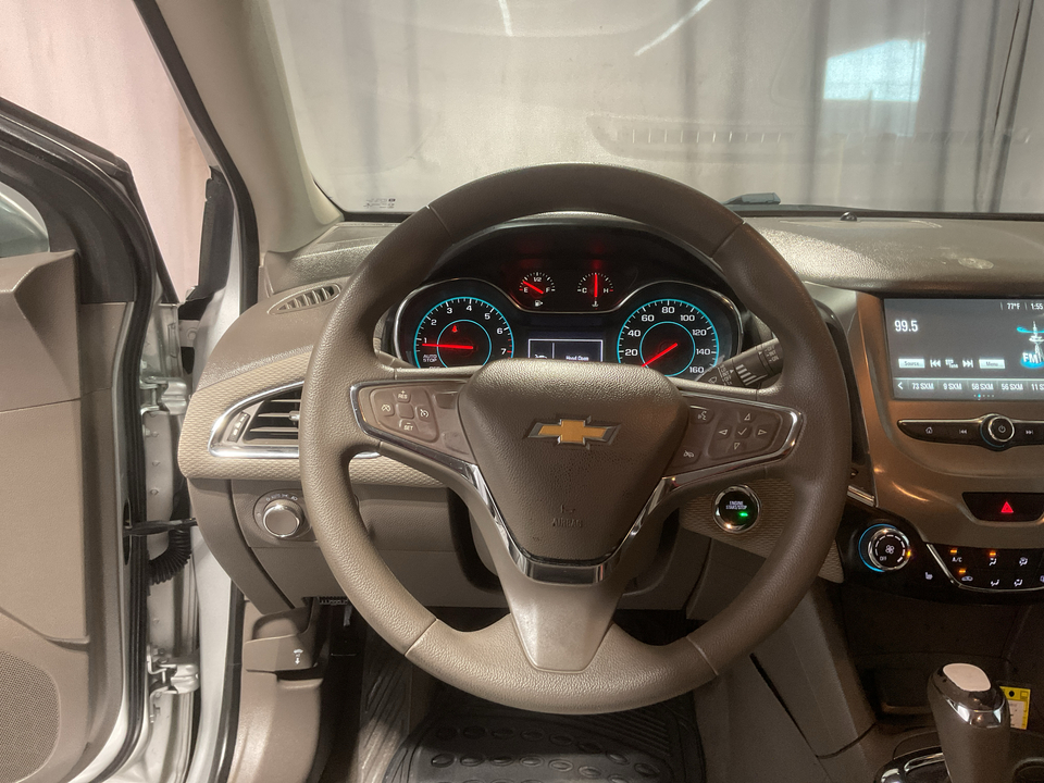 2018 Chevrolet Cruze LT Auto Hatchback