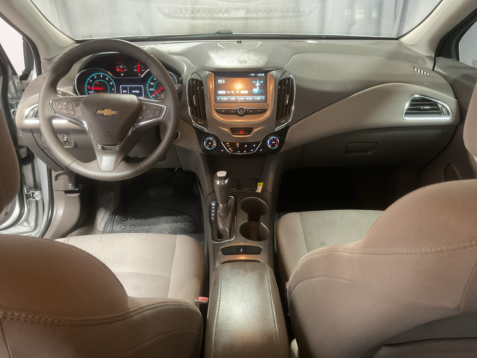 2018 Chevrolet Cruze LT Auto Hatchback