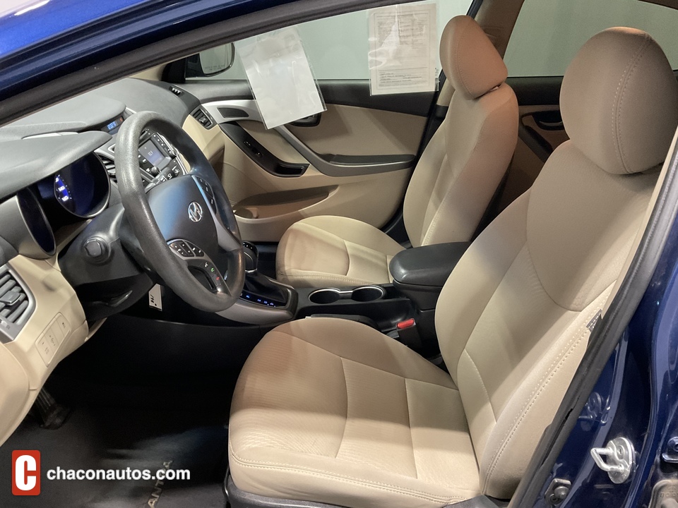 2016 Hyundai Elantra SE 6AT