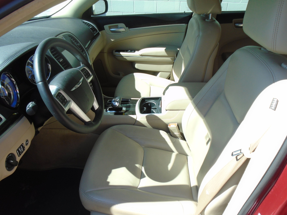 2013 Chrysler 300 RWD