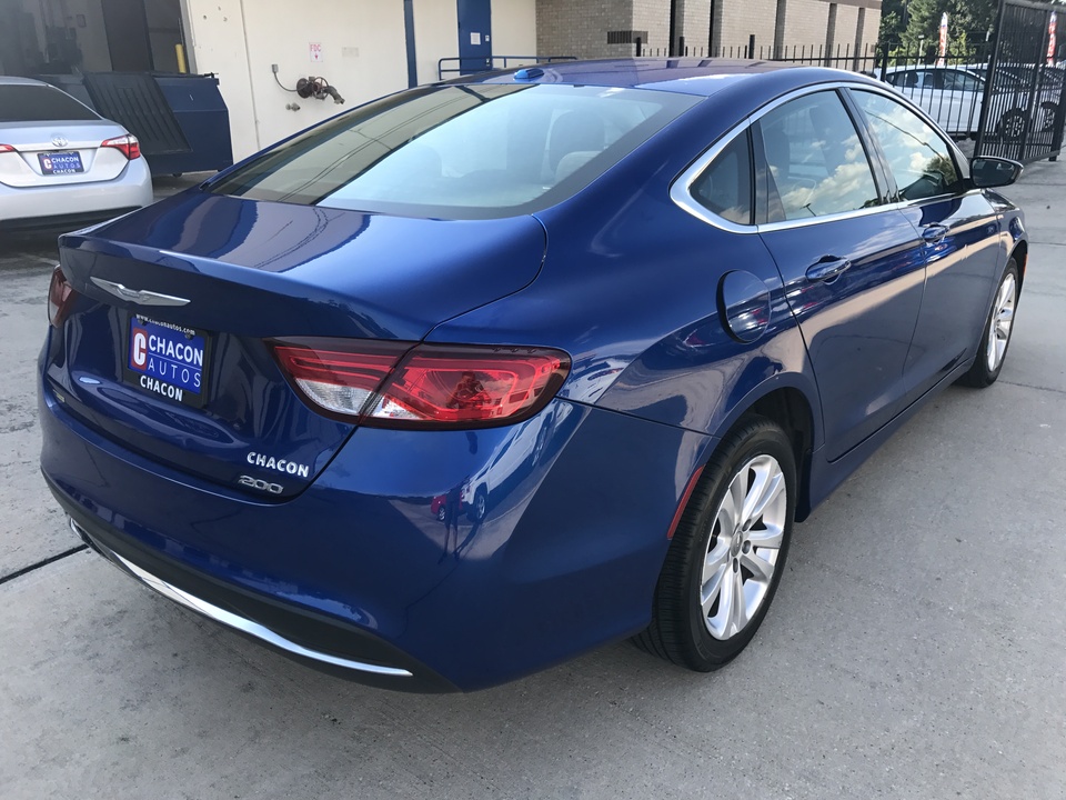 2015 Chrysler 200 Limited