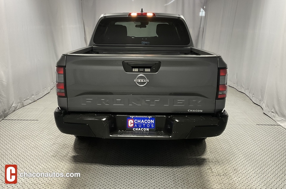 2022 Nissan Frontier S Crew Cab 2WD