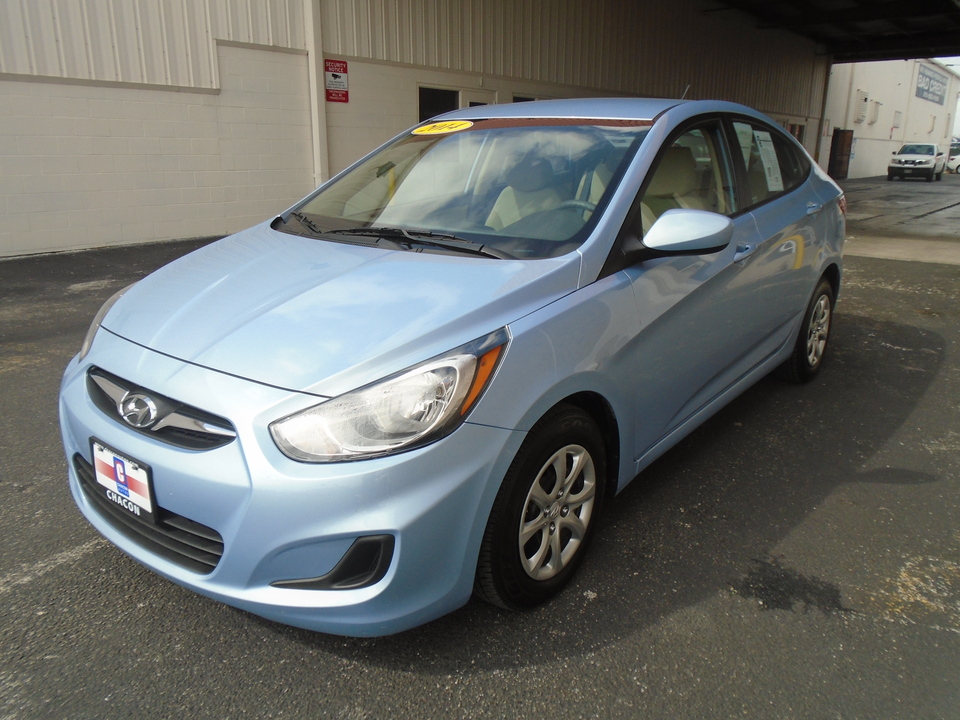 2014 Hyundai Accent GLS 4-Door