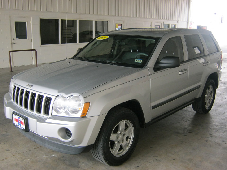 2007 Jeep Grand Cherokee Laredo 2WD