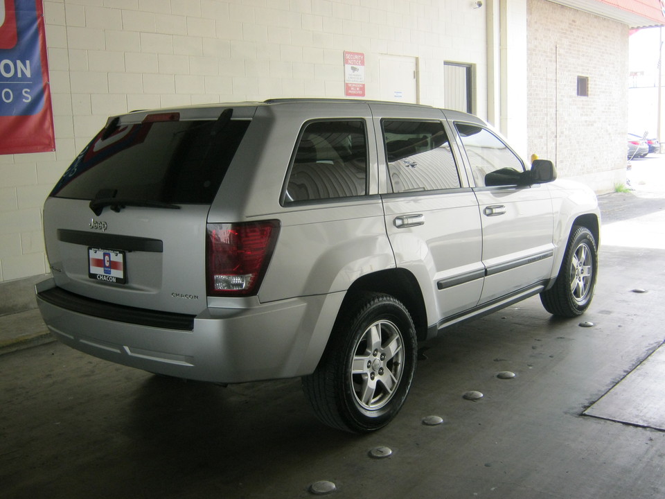 2007 Jeep Grand Cherokee Laredo 2WD