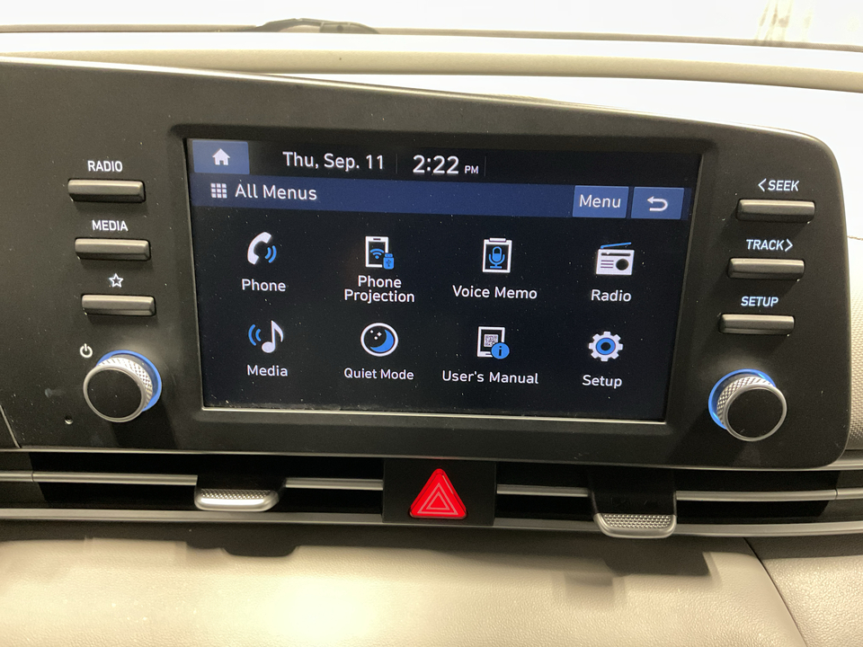 2024 Hyundai Elantra SE
