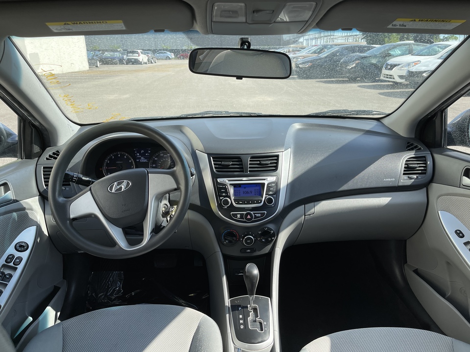2014 Hyundai Accent GLS 4-Door