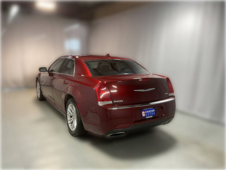 2021 Chrysler 300 Touring