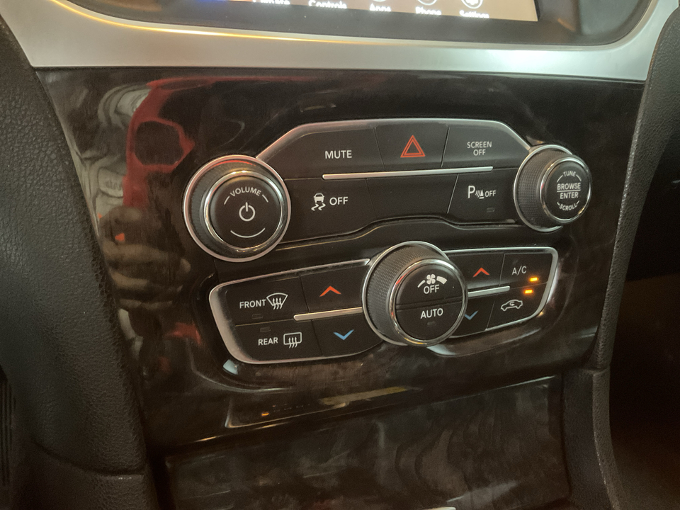 2021 Chrysler 300 Touring