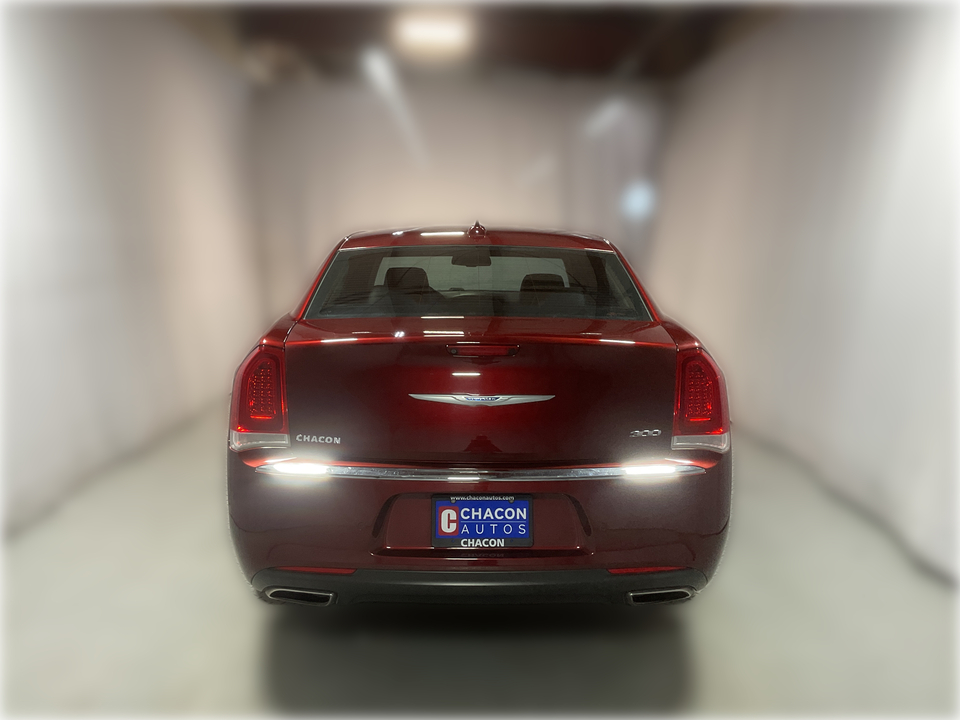 2021 Chrysler 300 Touring