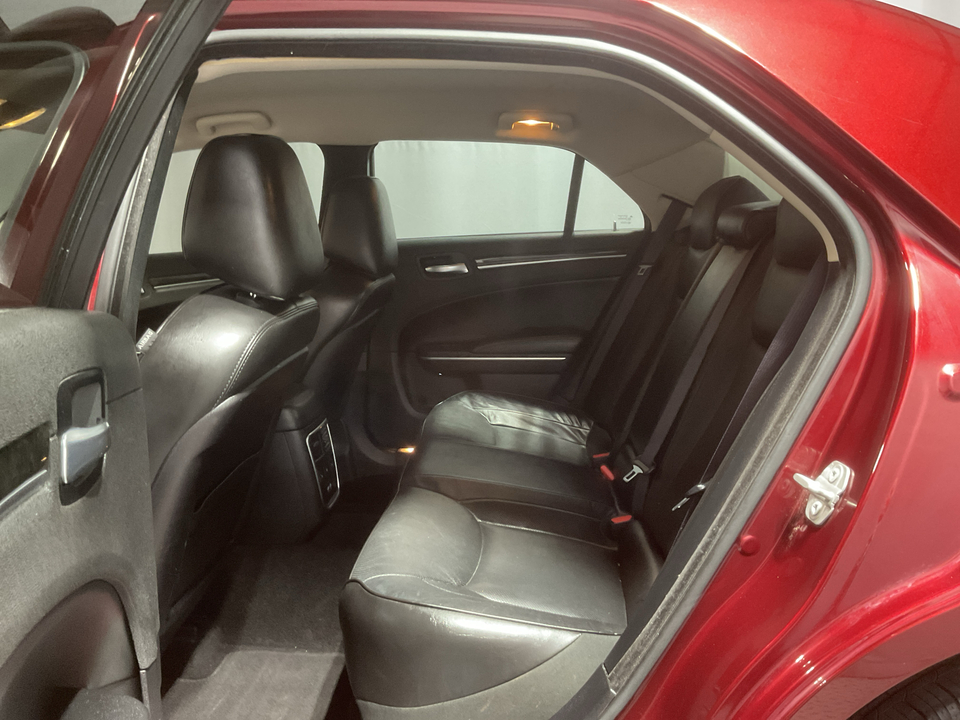 2021 Chrysler 300 Touring
