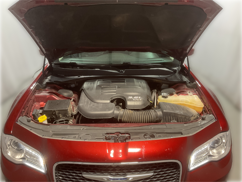 2021 Chrysler 300 Touring