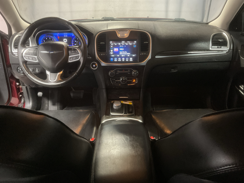 2021 Chrysler 300 Touring