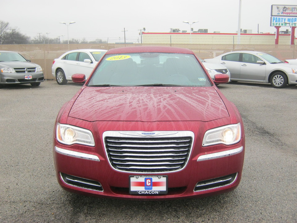 2013 Chrysler 300 RWD