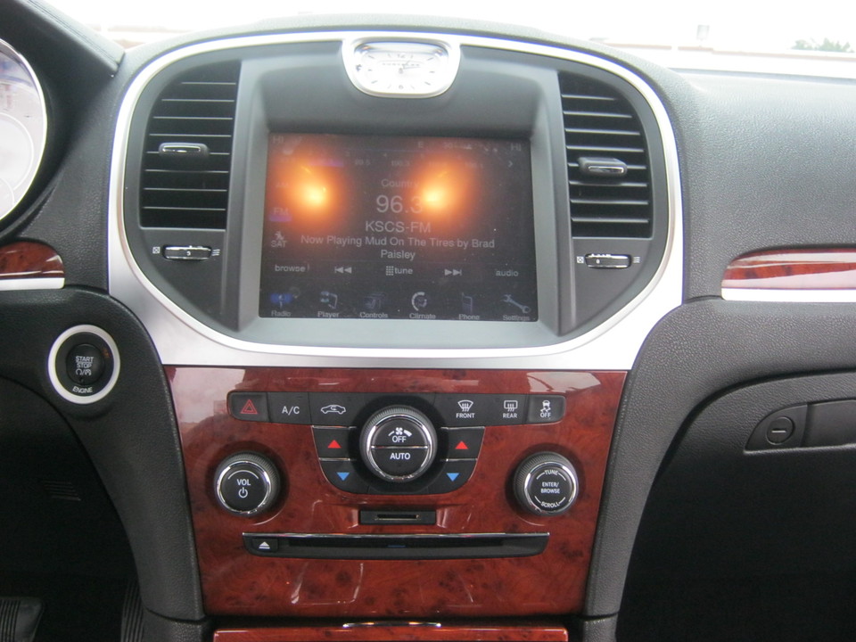 2013 Chrysler 300 RWD