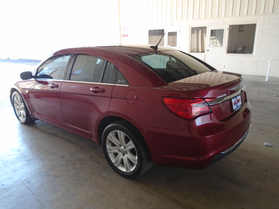 2013 Chrysler 200 LX