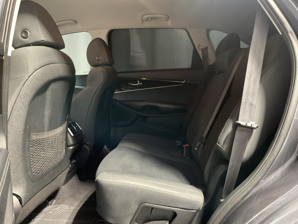 2020 Kia Sorento S V6