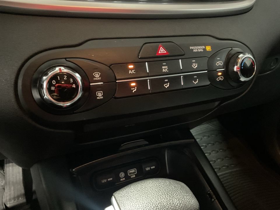 2020 Kia Sorento S V6