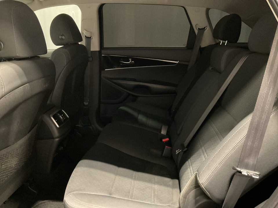 2020 Kia Sorento S V6