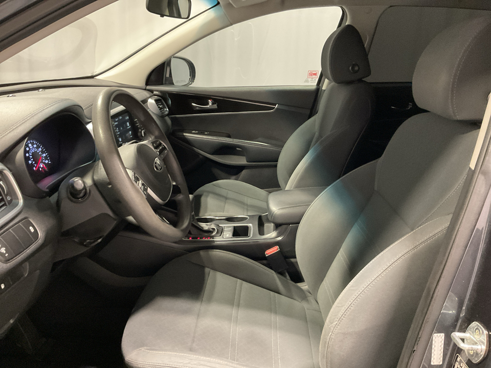 2020 Kia Sorento S V6