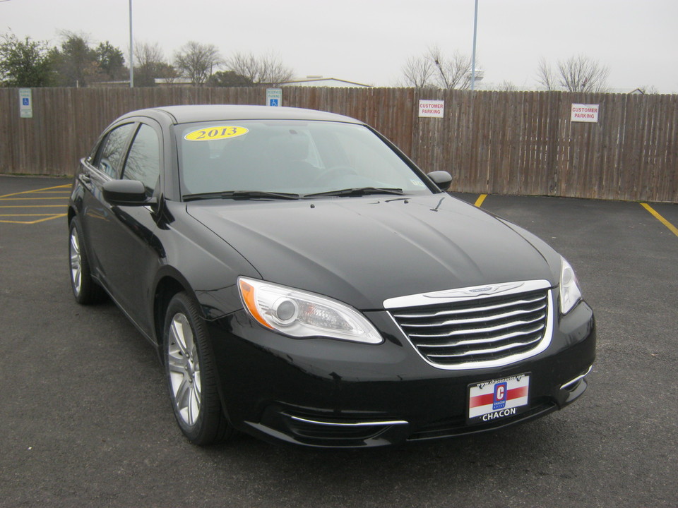 2013 Chrysler 200 LX