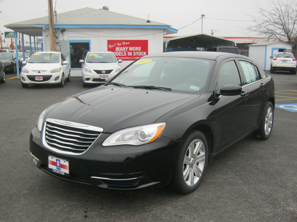 2013 Chrysler 200 LX