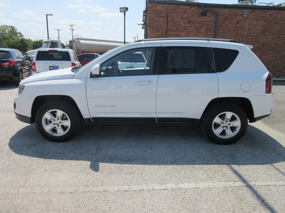 2016 Jeep Compass Latitude FWD