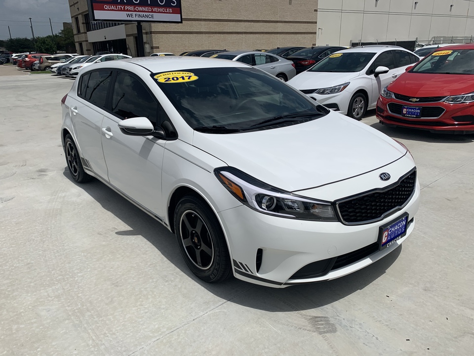 2017 Kia Forte 5-Door LX