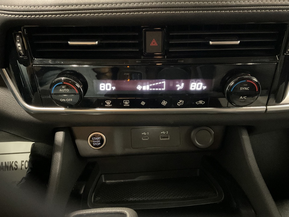 2022 Nissan Rogue SV