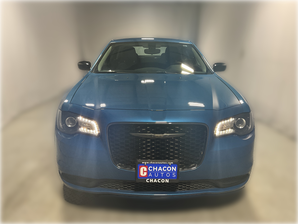 2023 Chrysler 300 Touring