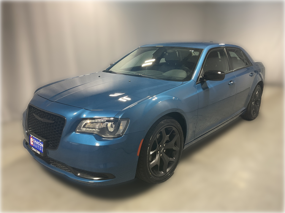 2023 Chrysler 300 Touring