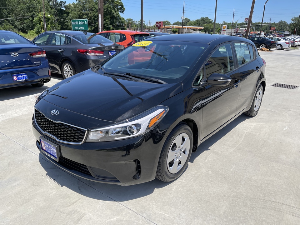 Used 2017 Kia Forte 5-Door in Houston, TX ( U680434 ) | Chacon Autos