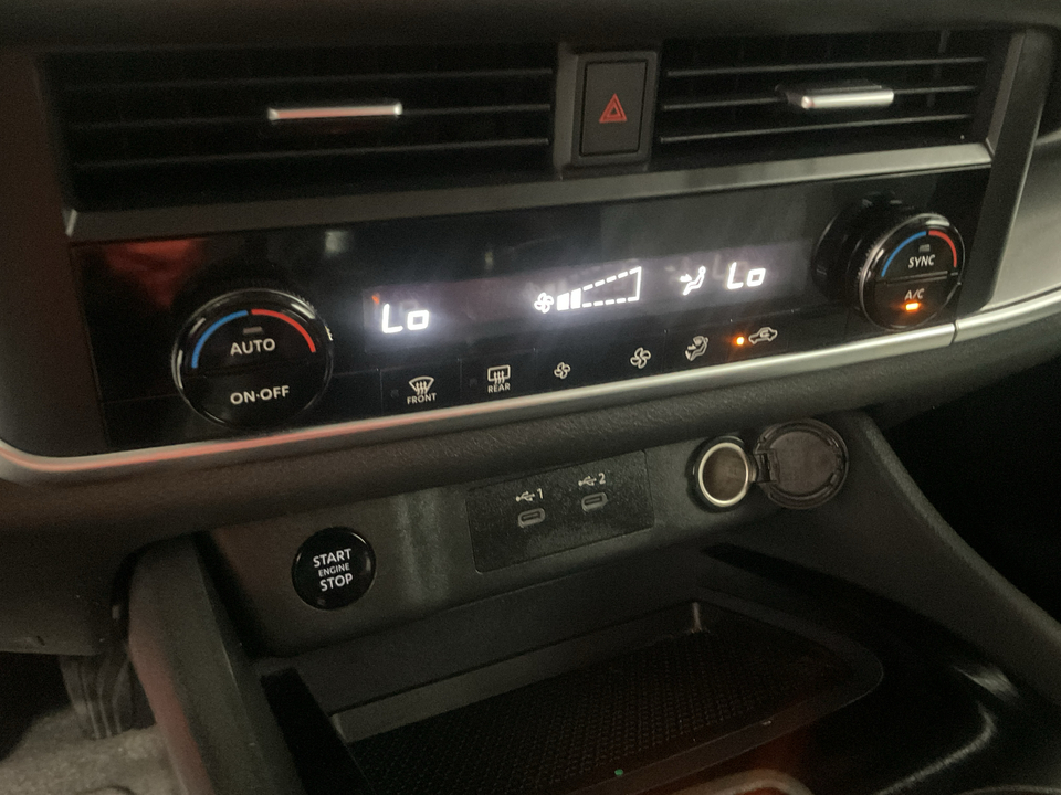 2024 Nissan Rogue SV