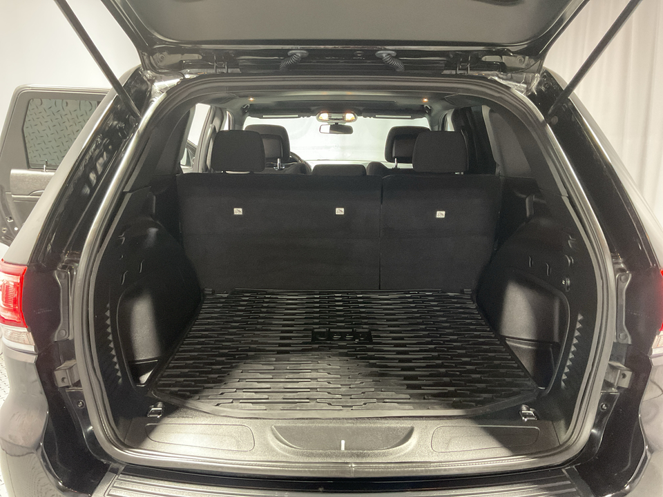 2021 Jeep Grand Cherokee Laredo E 4WD
