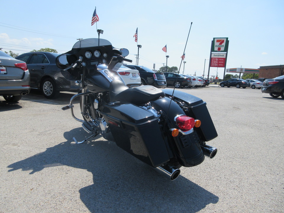 2009 Harley-Davidson FLHX -