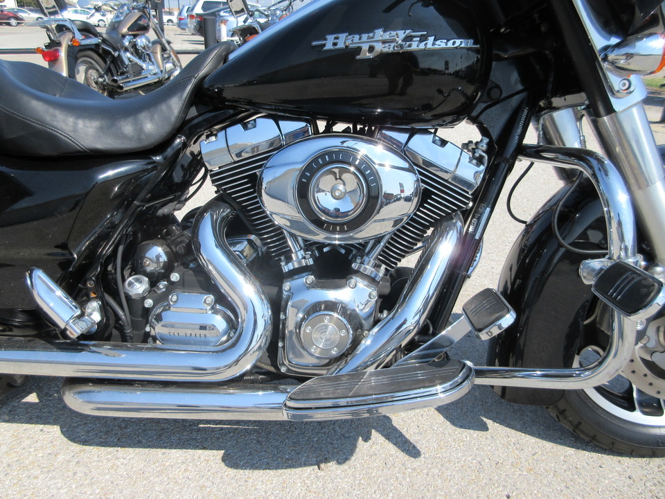 2009 Harley-Davidson FLHX -