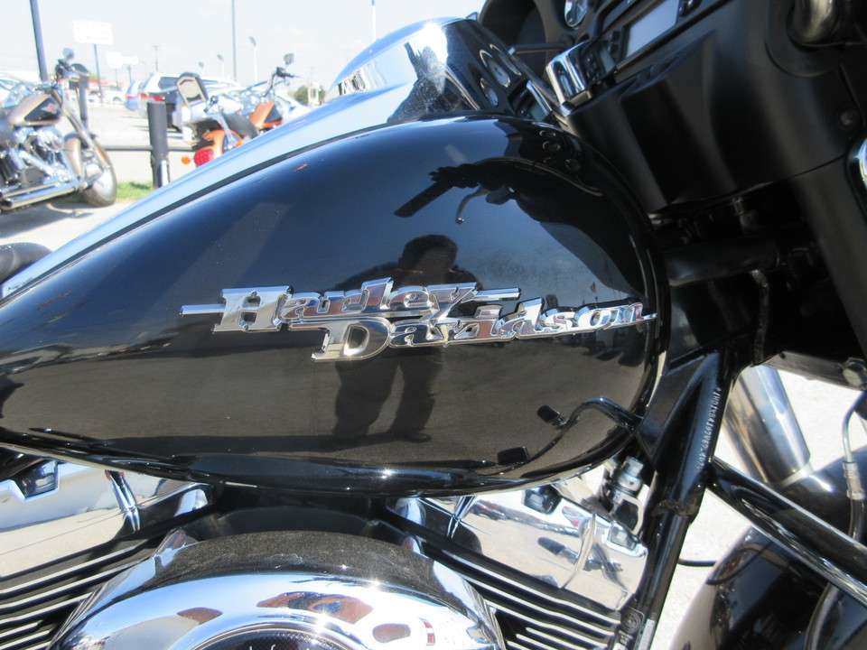 2009 Harley-Davidson FLHX -