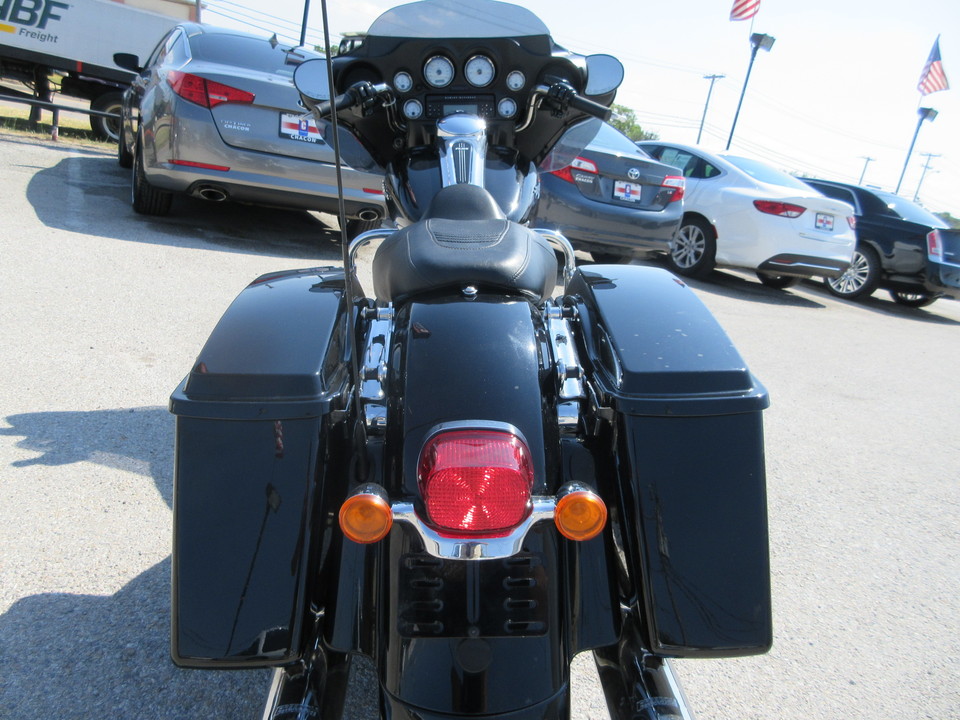 2009 Harley-Davidson FLHX -