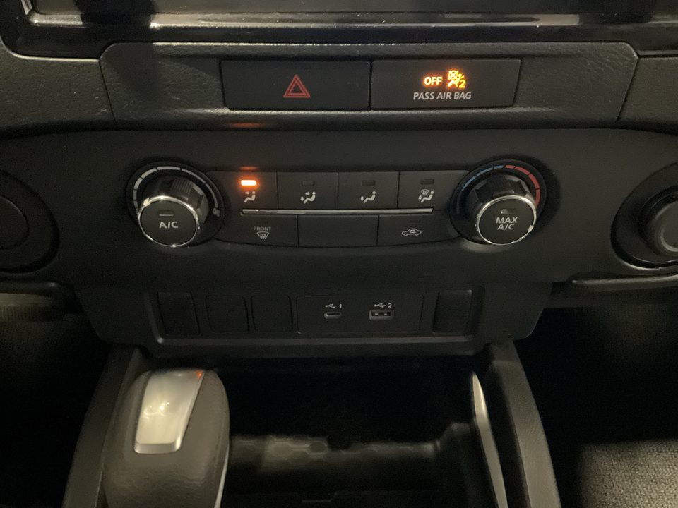 2022 Nissan Frontier SV Crew Cab 2WD