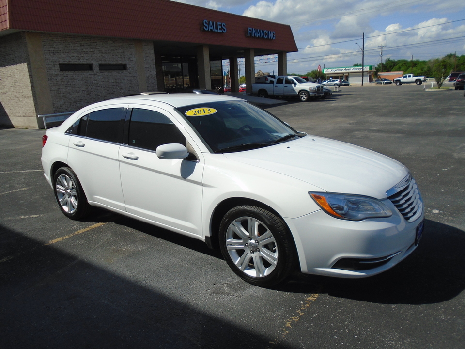 2013 Chrysler 200 Touring