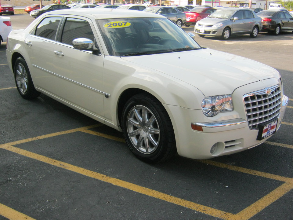 Used 2007 Chrysler 300 in New Braunfels, TX ( C697294 ) | Chacon Autos