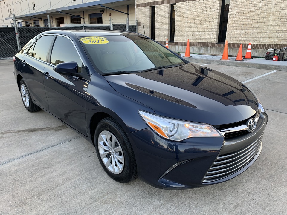 Used 2017 Toyota Camry LE for Sale - Chacon Autos