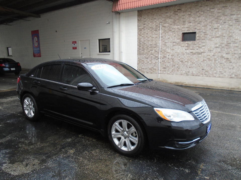 2013 Chrysler 200 LX