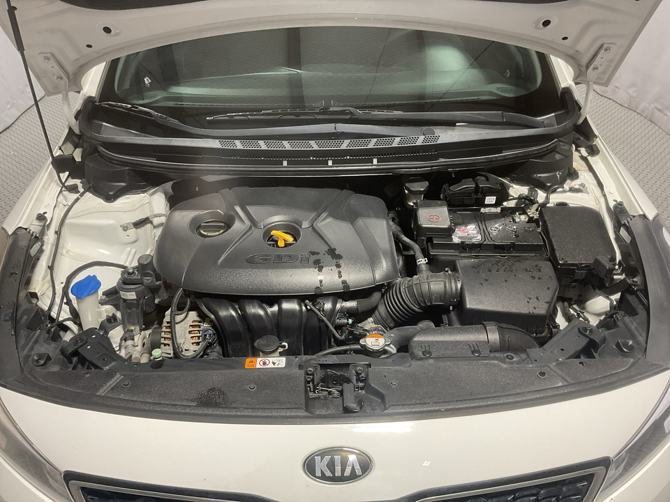 2017 Kia Forte 5-Door LX