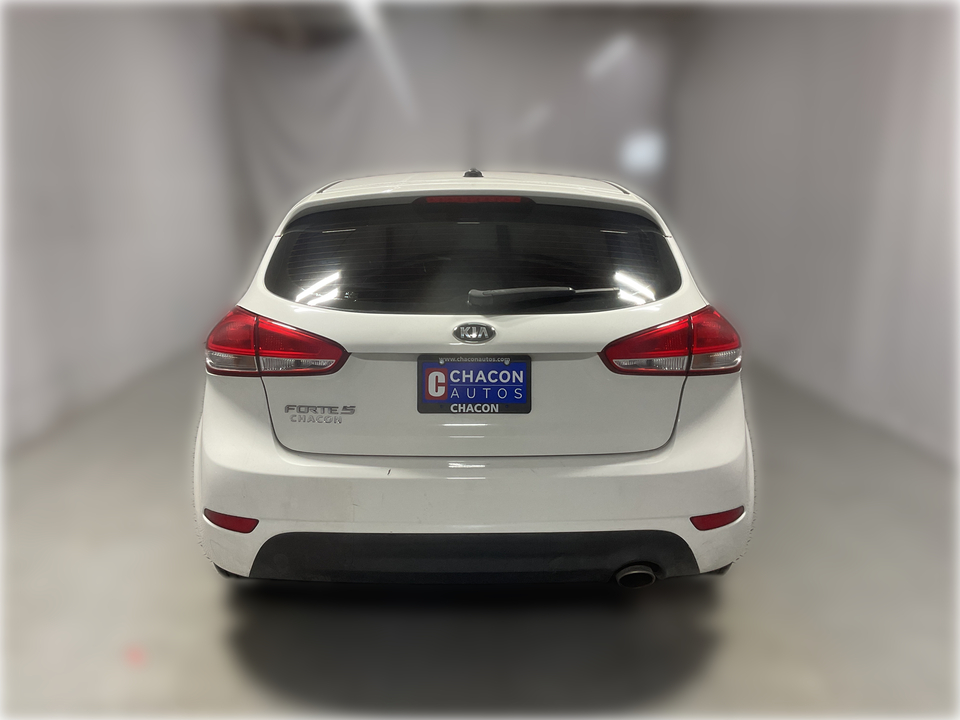 2017 Kia Forte 5-Door LX