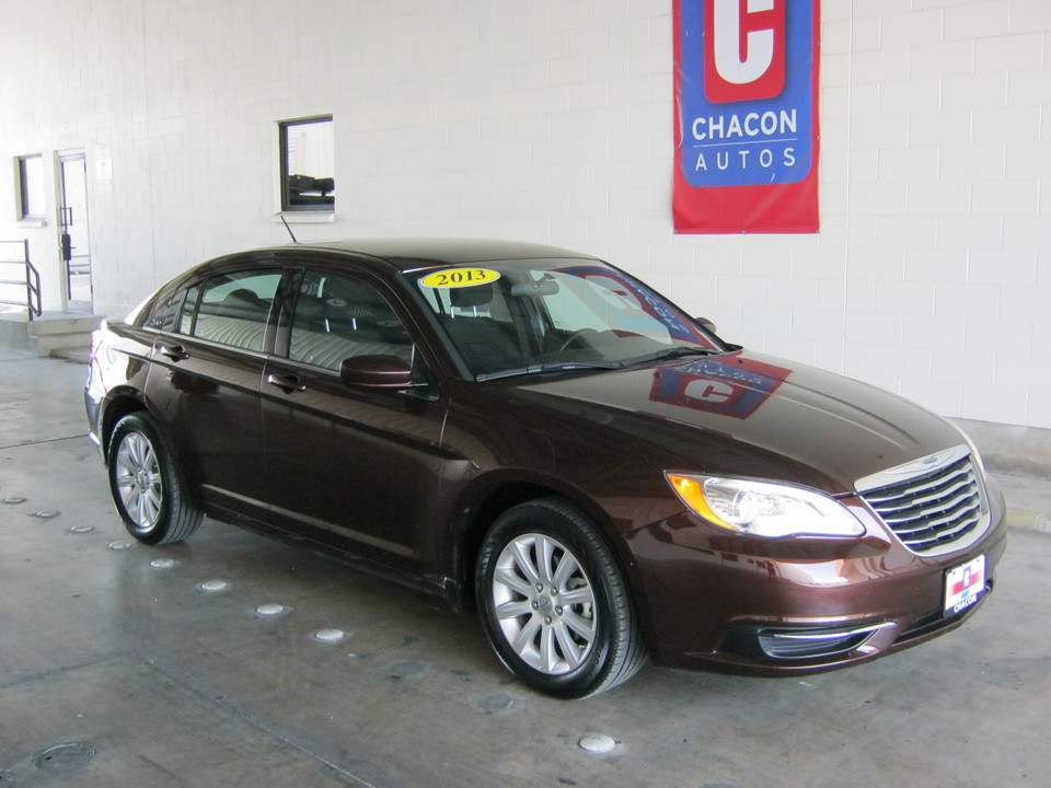 2013 Chrysler 200 Touring